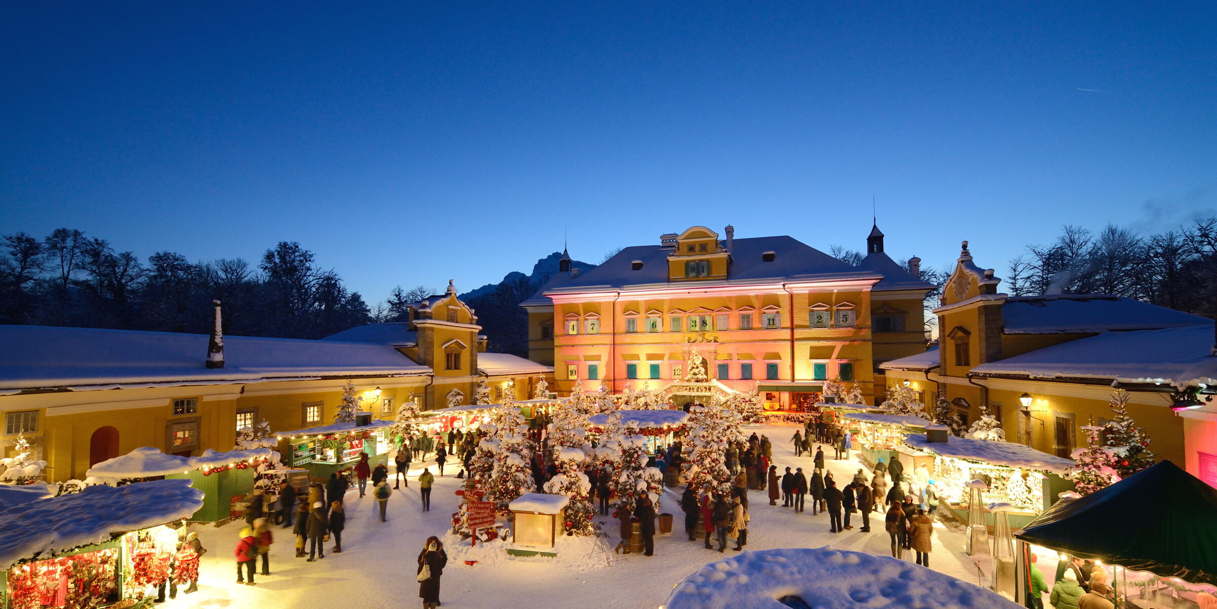 Christmas market at Hellbrunn Palace © Tourismus Salzburg GmbH