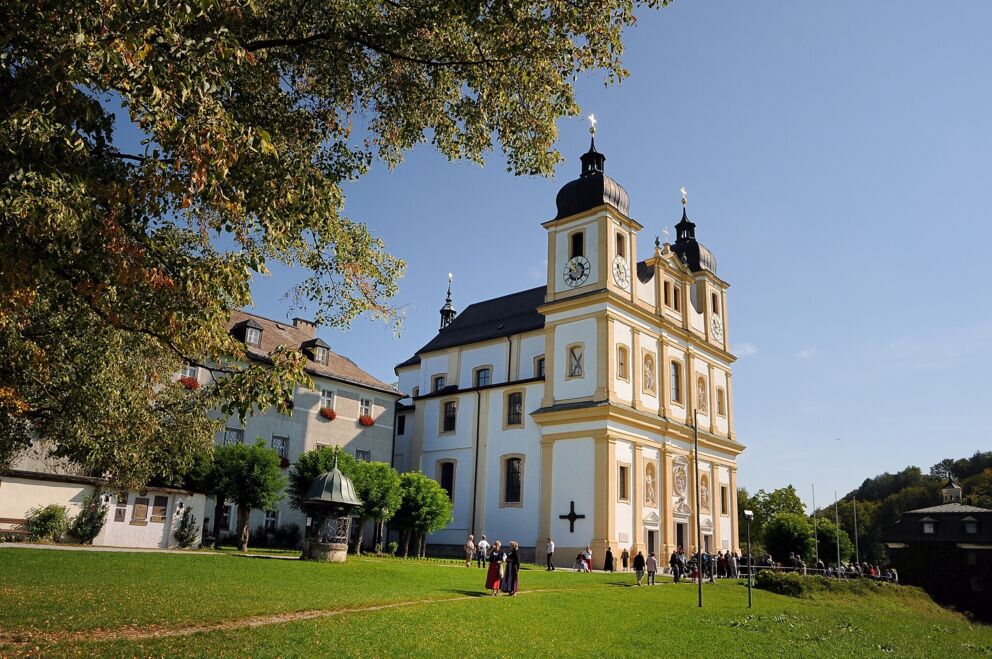 Genießen Sie eines der bedeutendsten Ausflugsziele in Bergheim Umgebung. Der Wahlfahrtkirche in der Nähe von Salzburg in Maria Plain
